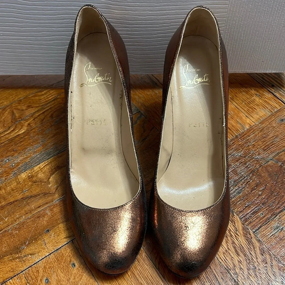 Authentic Christian Louboutin - Picture 2 of 7